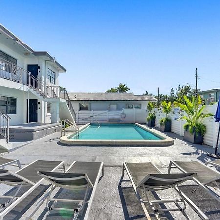 Waves On Desoto Rental Unit With Pool Hollywood Ngoại thất bức ảnh